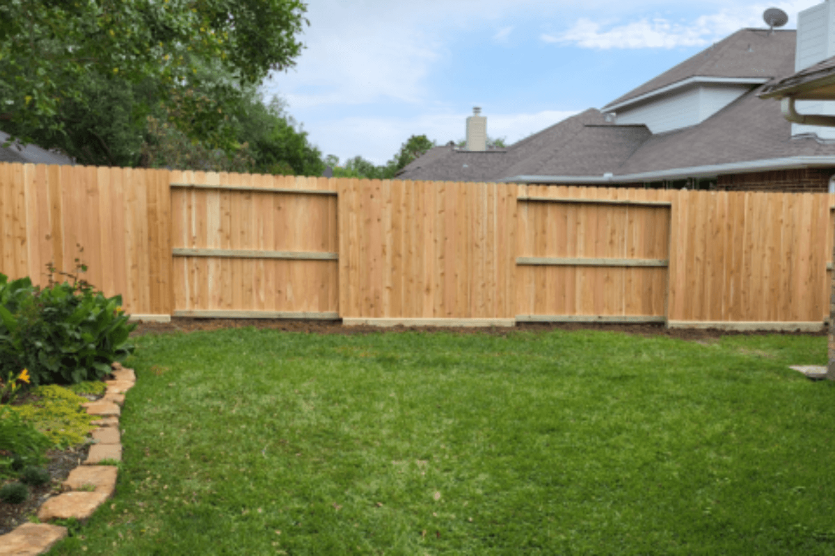 Pressure-Treated Wood Fence Winter Haven. FL