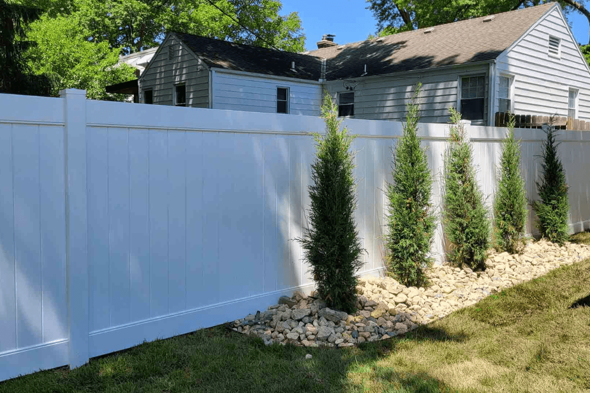 Reinforced Vinyl Privacy Fence Winter Haven. FL